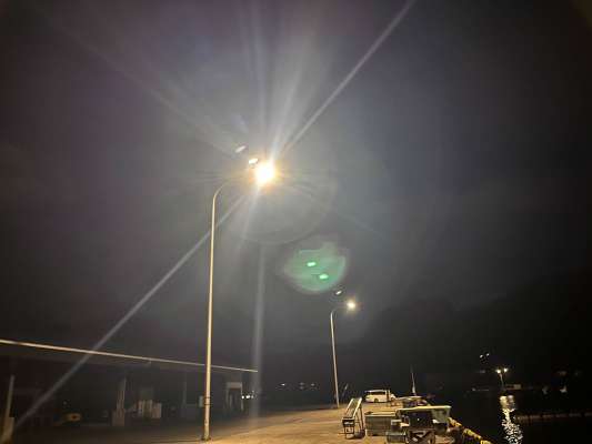 やっと点いた常夜灯！ここから海が一変した！ &copy;釣りビジョン