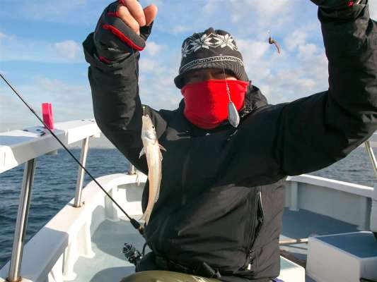 思い通りの狙い方でヒットする爽快感がたまらない。 &copy;釣りビジョン