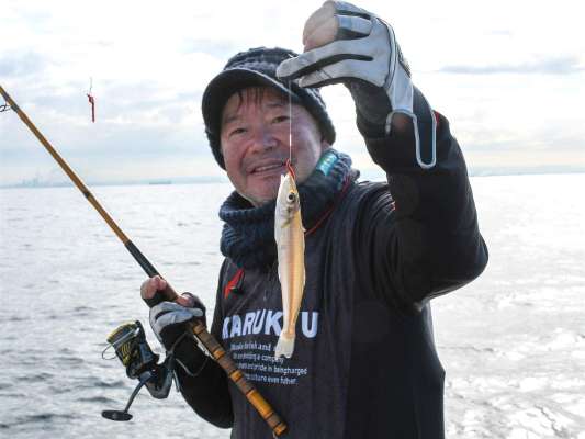 人工エサでもヒット。 &copy;釣りビジョン