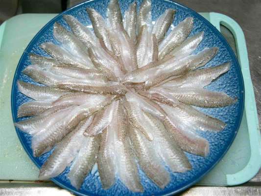 今回はしゃぶしゃぶ用に調理。 &copy;釣りビジョン