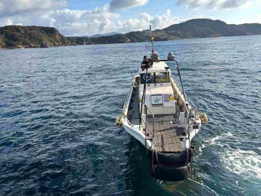 お世話になった海星丸さん。ウネリの状況を確認しながら安全な場所へと案内してくれた。 &copy;釣りビジョン