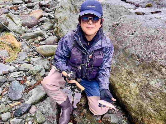 釣り場で出会ったおじさま。“あの1尾”を一発で仕留めた名手！色々アドバイスありがとうございました～！ &copy;釣りビジョン