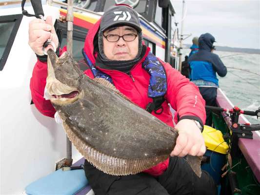 船中1枚目がこのサイズ。 &copy;釣りビジョン