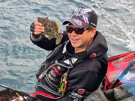 カワハギも釣れてゴキゲン！ &copy;釣りビジョン