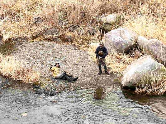 夕方の細尾橋周辺は友人達と貸切～！あちらこちらで魚の反応も得られた！ &copy;釣りビジョン