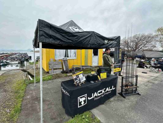 今回の冠スポンサーはジャッカル。大会が楽しめるのもスポンサーさんのおかげです。 &copy;望月俊典