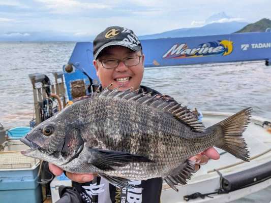 ラスト一投で掴んだ最大魚。 &copy;釣りビジョン