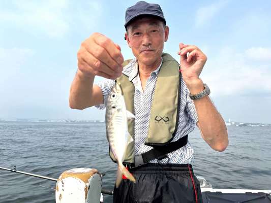 手返しで数を伸ばすも良し、のんびり楽しむのも面白い。 &copy;釣りビジョン