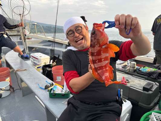 釣れるアカハタはどれも良型！ &copy;釣りビジョン
