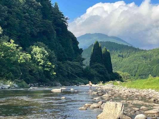 朝無反応だった流れで午後は7連チャン！ &copy;釣りビジョン