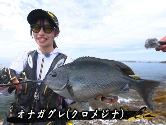 久保野のアドバイスが的中！水野も本命をキャッチ！ &copy;釣りビジョン