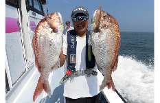 千葉県・飯岡沖の“一つテンヤ・マダイ”、連日大型浮上！！