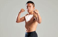 堀口恭司、大荒れの東京湾で『釣真剣勝負！』