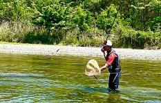 埼玉県・秩父荒川。アユの友釣り！場荒れの上流を避けて、未知なる下流へ冒険だ！