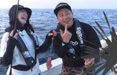アタリが止まらない！呼子の海で爆笑、爆釣イカメタル！