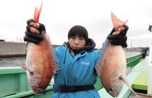 令和2年の初釣りは、神奈川県・金沢八景沖のマダイ！