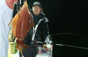 若狭湾のマイカ＆巨大タルイカ釣り