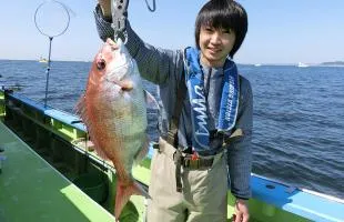 “乗っ込み”マダイを東京湾・久里浜沖で狙う！