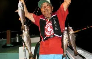 静岡県・網代南沖の半夜クロムツ釣り、夜風に吹かれて爆釣！