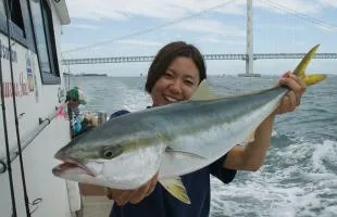 激流を釣る！！ 兵庫県・明石海峡の“青物”ジギング