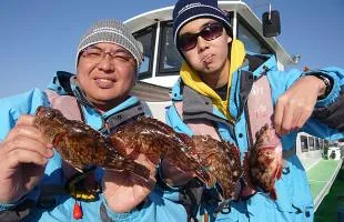 良型連発!東京湾で真冬のカサゴ釣りを楽しむ!!