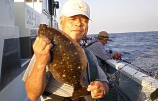 千葉県外房・飯岡沖の“夏ビラメ”絶好調！