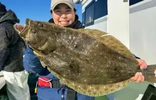 日立久慈沖のヒラメ解禁！今季も数型共に大満足！茨城県日立久慈港『大貫丸』
