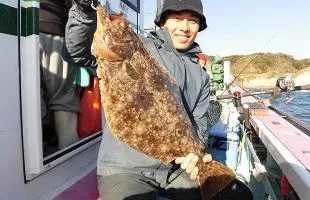 千葉県・御宿沖、今が旬！浅場で狙う大型ヒラメ