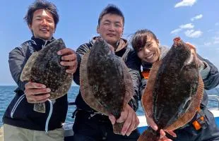 40cm超え続々！茨城・大洗沖の肉厚マコガレイ