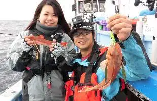 茨城・波崎沖、スロージギングでホウボウ絶好調!