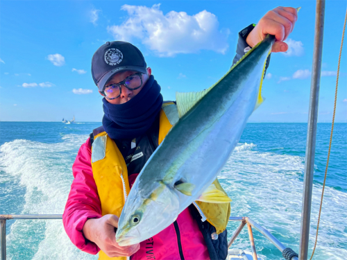 最後のひと流しでメジロをキャッチ!