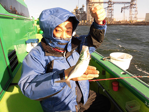 食いは渋いが魚は居る、そんな釣況