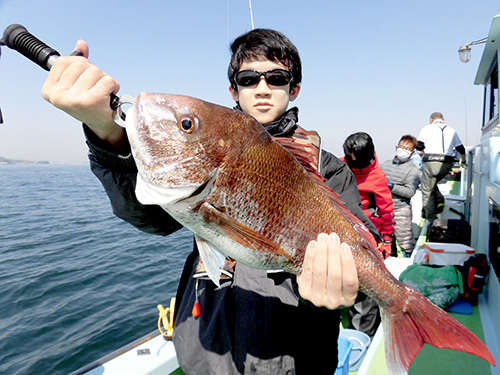 お父さんを尻目にこのサイズを連釣!