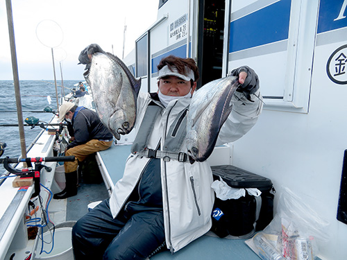 東京湾口の深場釣りで 高級魚 がオンパレード オフショアマガジン 釣りビジョン 東京湾口の深場釣りで 高級魚 がオンパレード オフショアマガジン 釣りビジョン