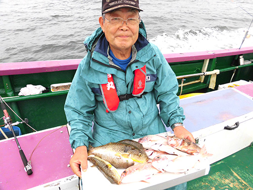 午後船での釣果、お土産には充分