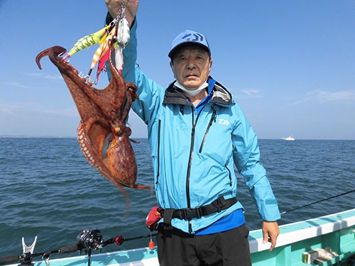 基本の赤・白・黄色と、もう1本