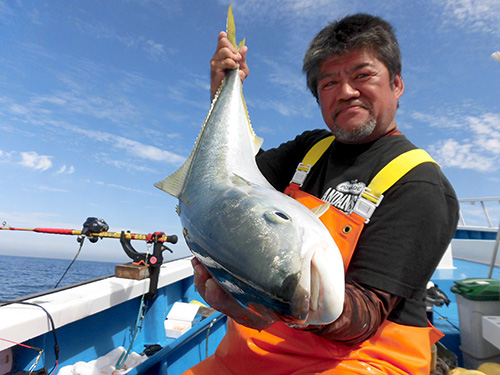 デカい!ブリ6.3kg!