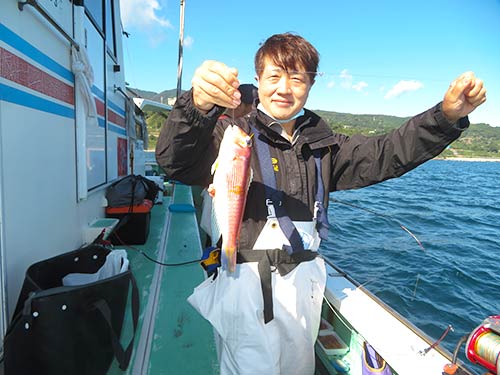 潮が流れるとアマダイのアタリが多くなった