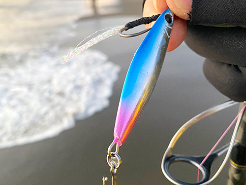 初釣り は 宮崎県 宮崎サーフ からオオニベにチャレンジ 釣りビジョン マガジン 釣りビジョン