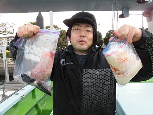 帰港後、船長が可食部のみの棒身に。白子と棒身、1本でもこのボリューム!