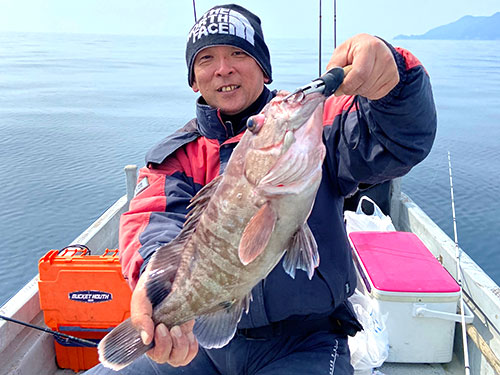父がマハタを3投連続キャッチ