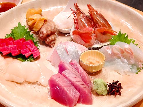 美味しい塩釜料理で舌鼓