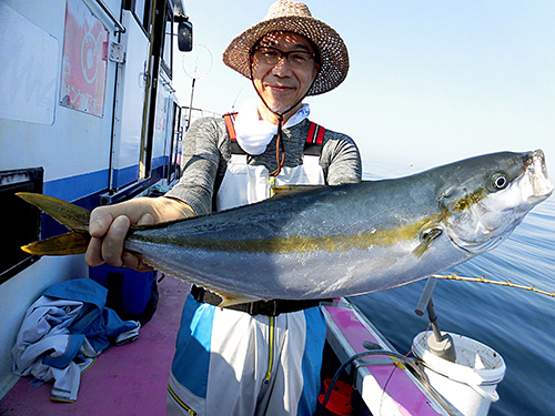 釣座を問わず平均的に良くアタる