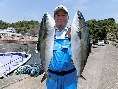 竿頭はヒラマサ2匹、足るを知る釣果