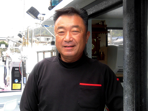 親切でフレンドリーな山口一夫船長
