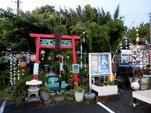 乗船前に大漁祈願を忘れずに