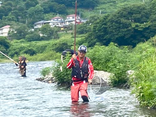相方にも良型のアユがキター!