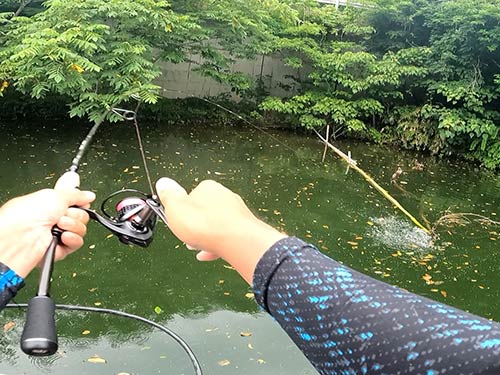 待望のナイスサイズをヒットさせるも…