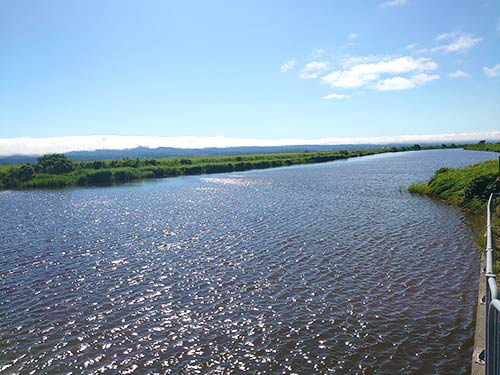 十三湖に流れ込む河川