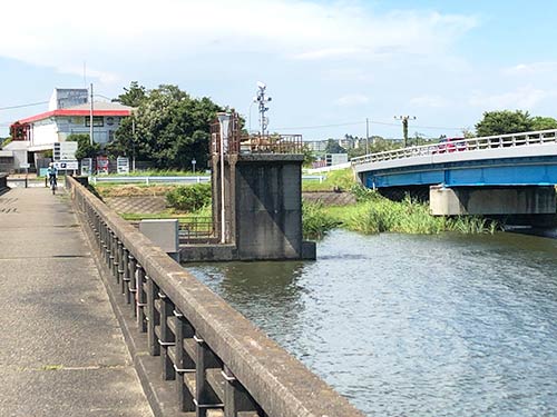 曙橋